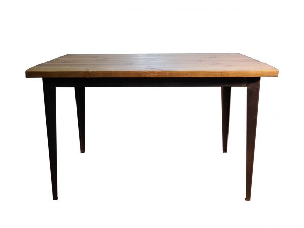 Mesa estilo industrial de comedor de madera maciza y hierro